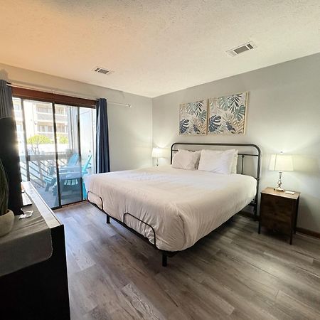 Spacious Modern Condo - 1St Floor - One Block To The Beach شاطئ ميرتل المظهر الخارجي الصورة